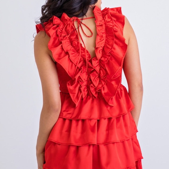 New🔥🔥Karlie Red Ruffled Tiered Cocktail Dress - Picture 2 of 9